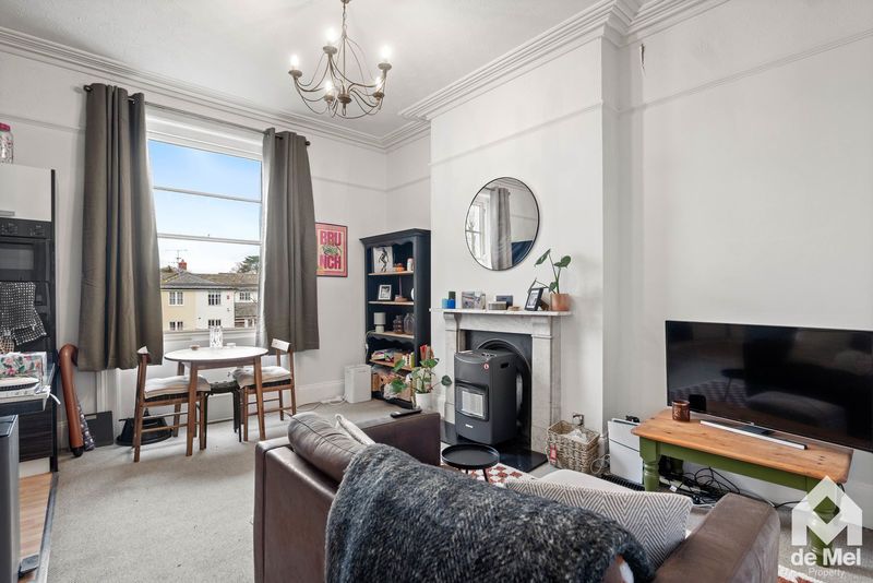 Property photo 3 of 9 Photo 10