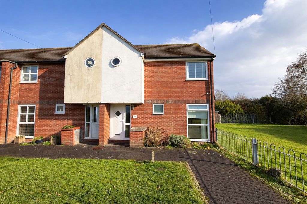 Property photo 1 of 9