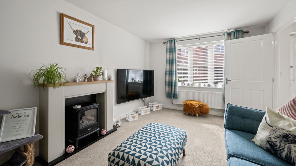 Property photo 3 of 22