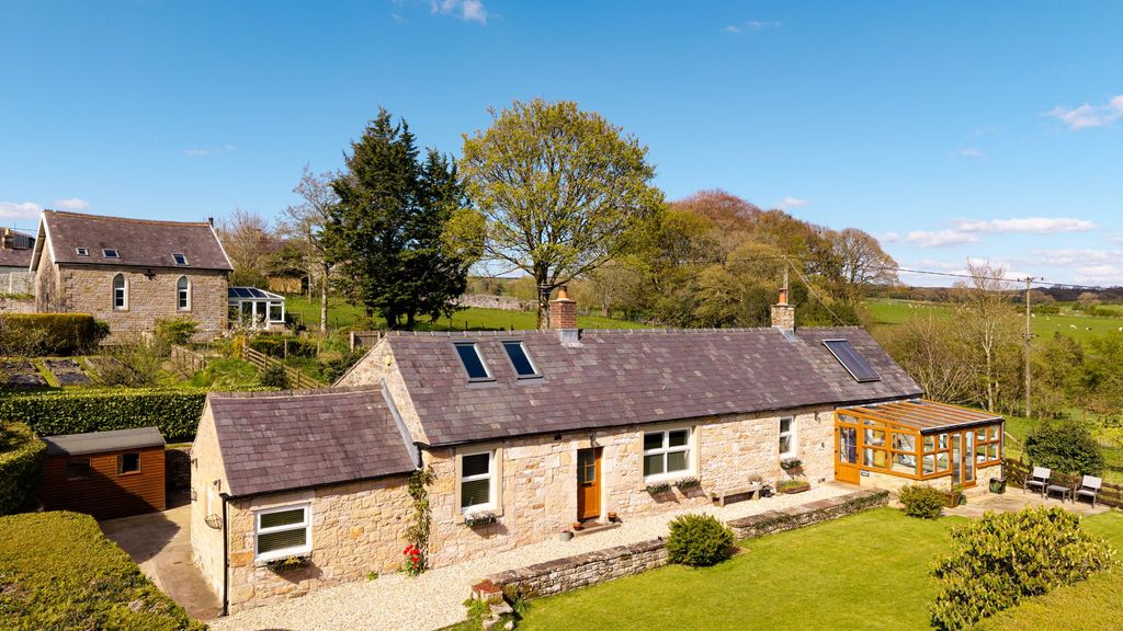 Property photo 1 of 31