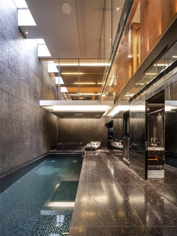 Property photo 3 of 27 Spa