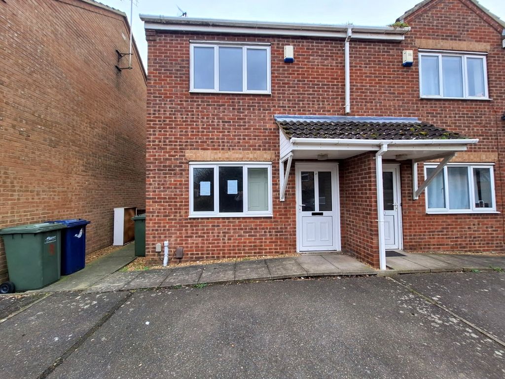 Property photo 1 of 11 698198405077915095