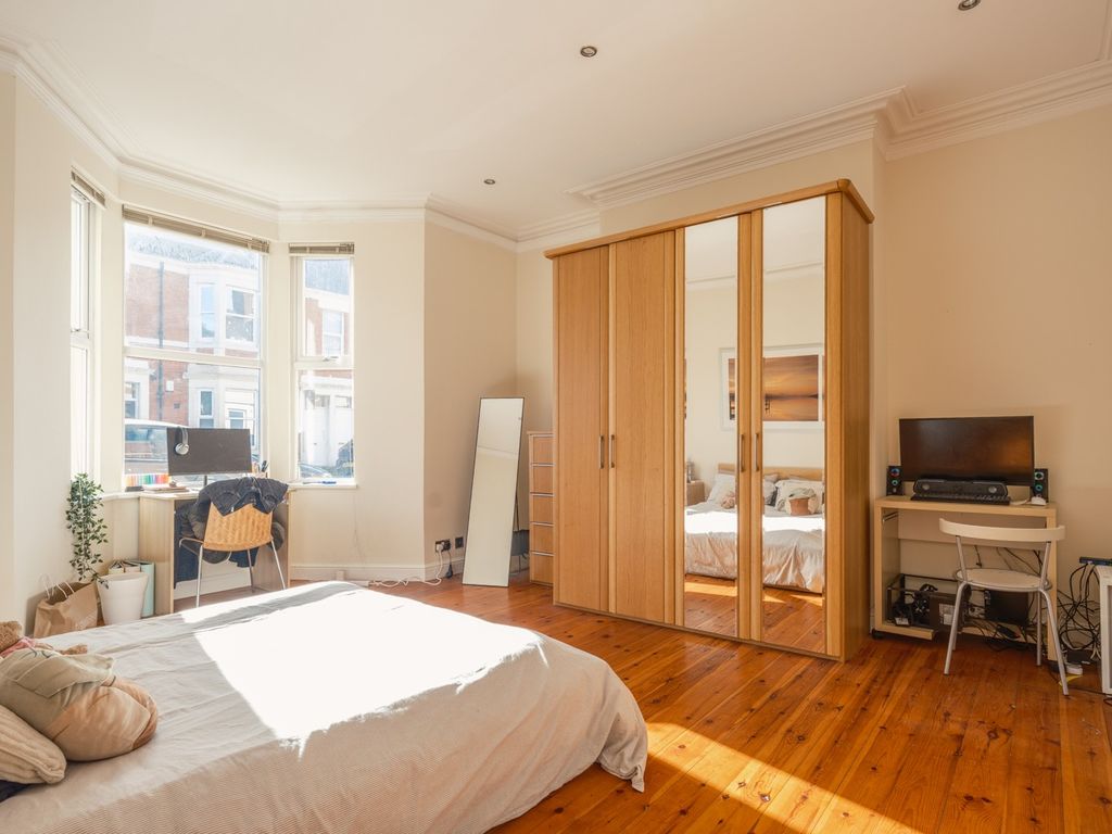 Property photo 1 of 5 4597220