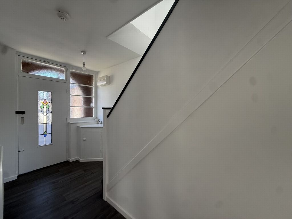 Property photo 2 of 10 Photo 7