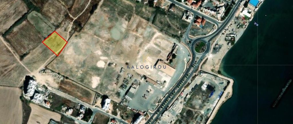 Property photo 1 of 2