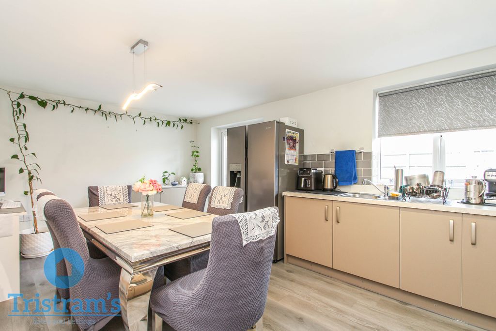 Property photo 2 of 21 Img_0666