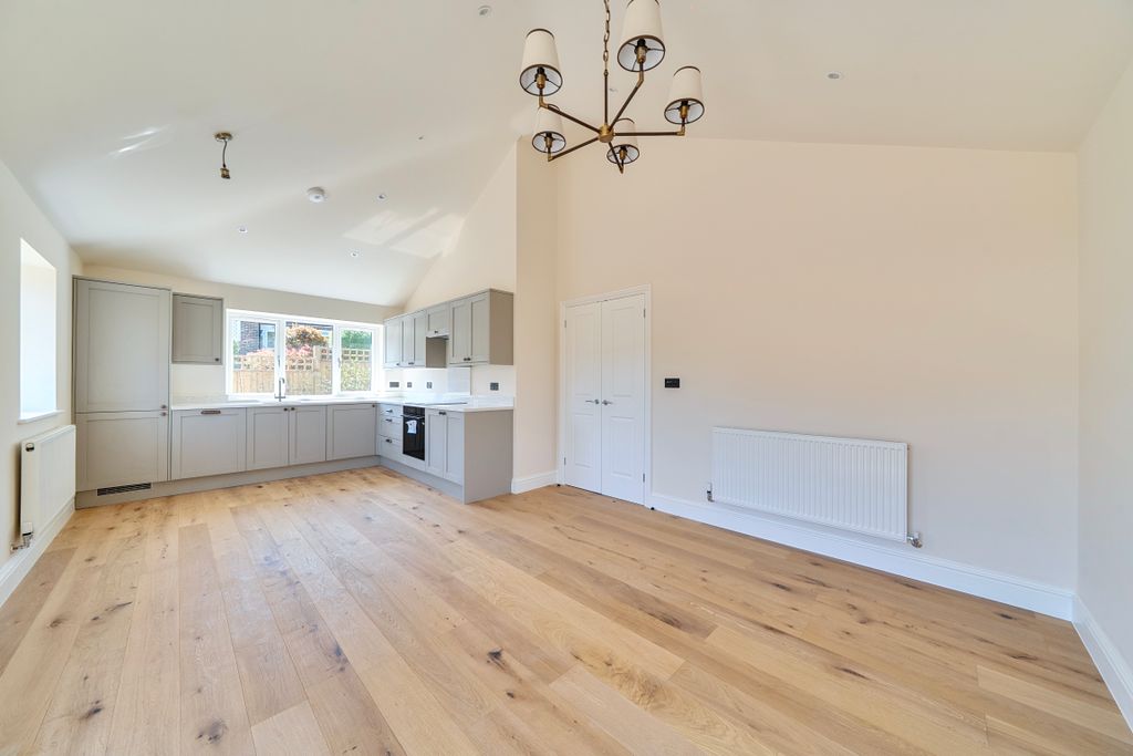 Property photo 3 of 13 Lounge-Dining A