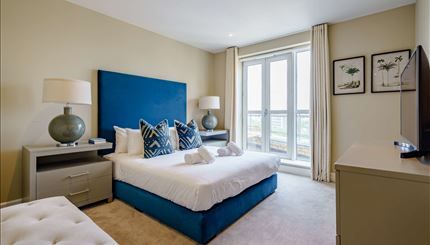 Property photo 3 of 6 Bedroom