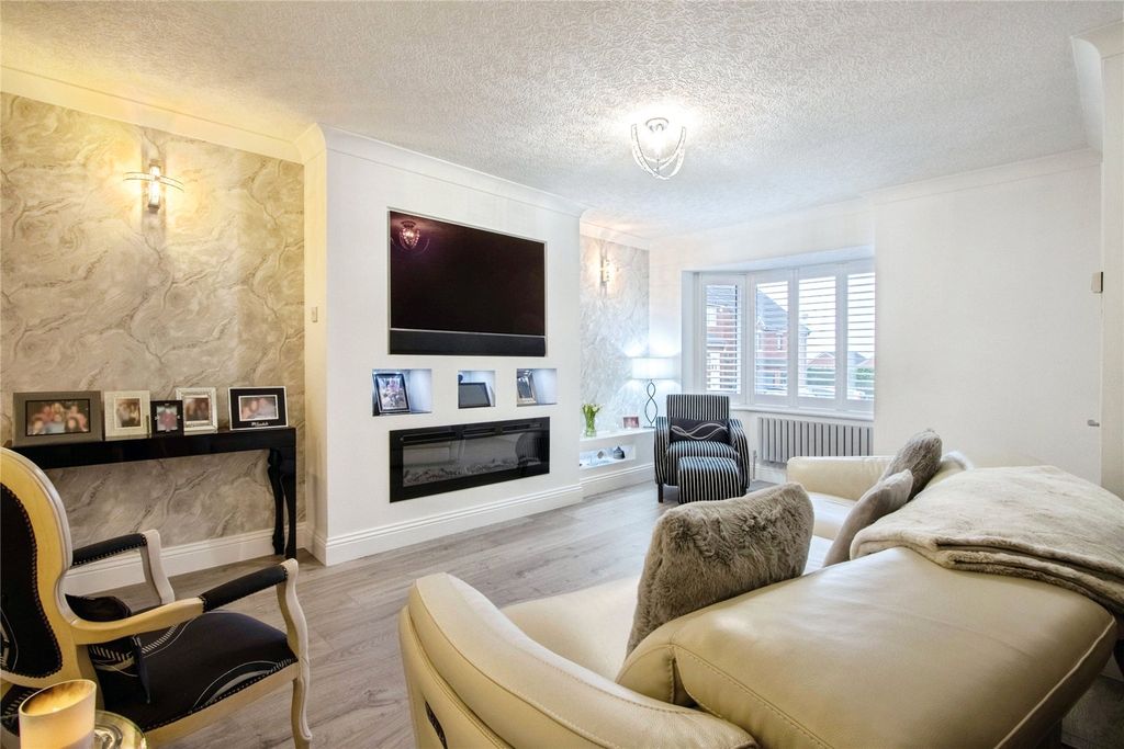 Property photo 3 of 20 Picture No. 28