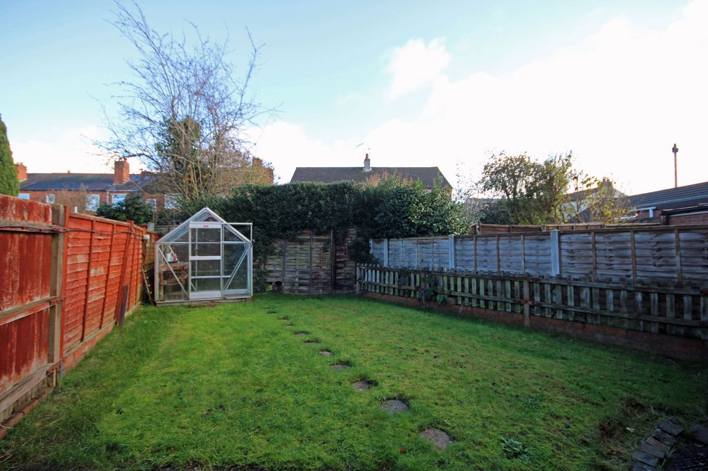 Property photo 2 of 15