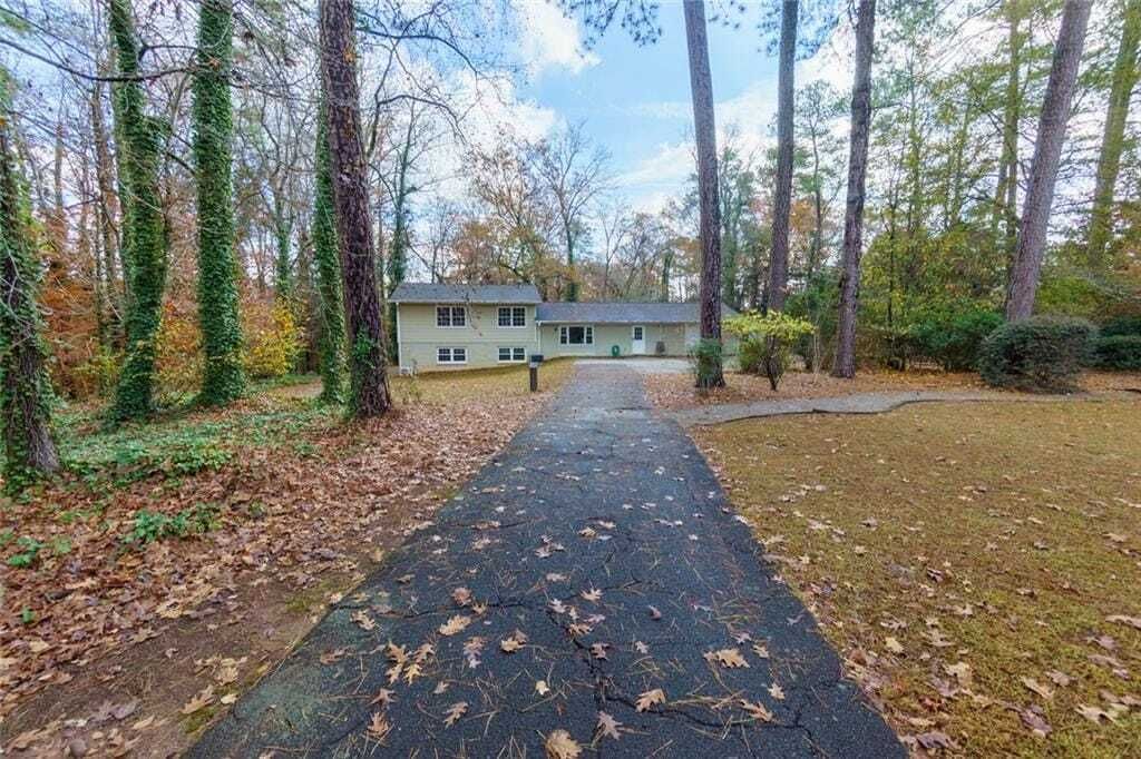 Property photo 1 of 21