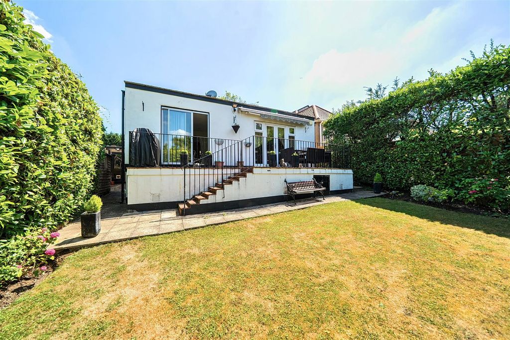 Property photo 2 of 16