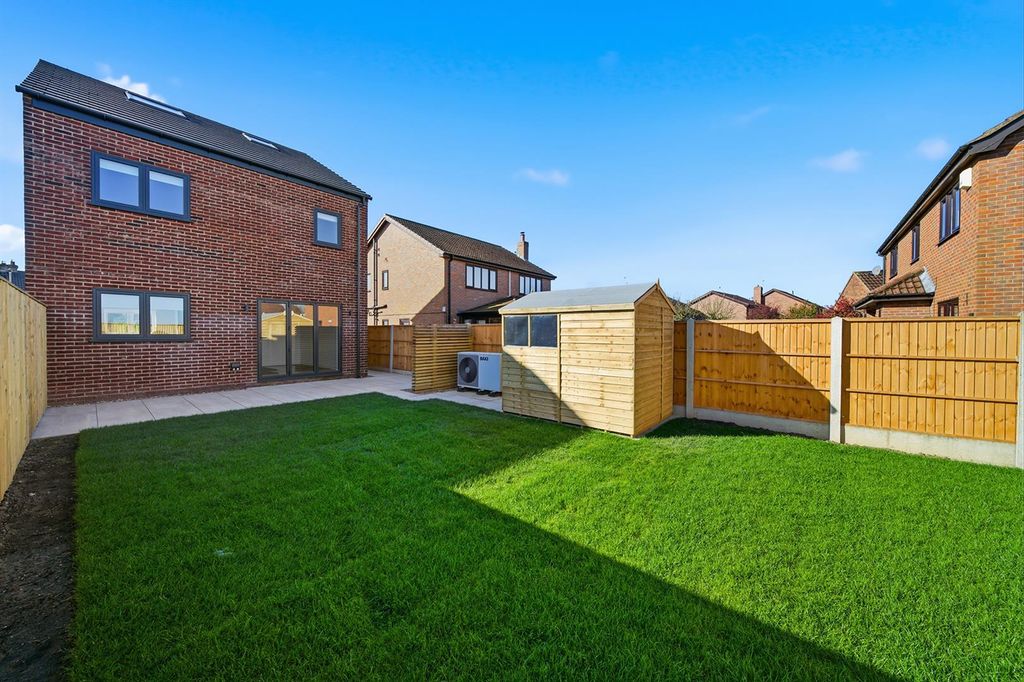 Property photo 1 of 24 4599_Fir Tree Lane, Thorpe Willoughby, Selby 23_29