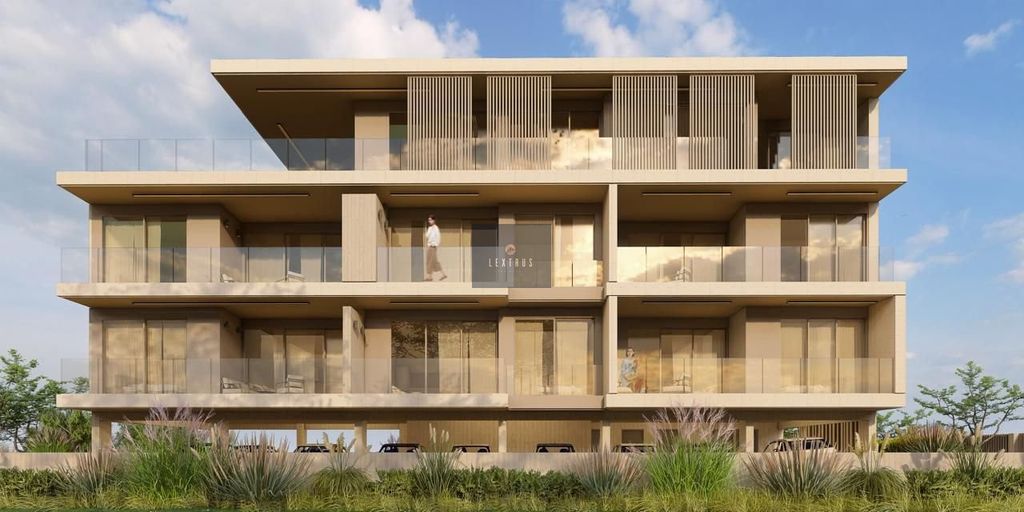 Property photo 2 of 3