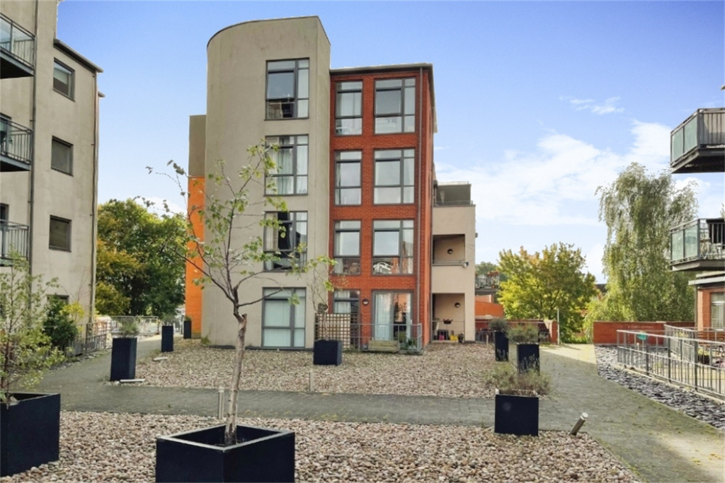 Property photo 2 of 15 Main