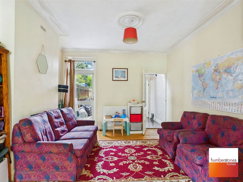 Property photo 3 of 15