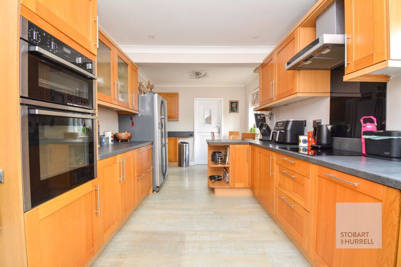 Property photo 2 of 23 Kitchen
