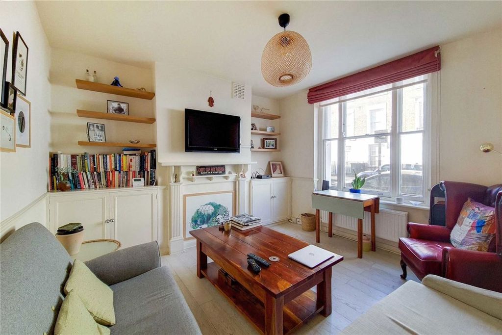 Property photo 2 of 6