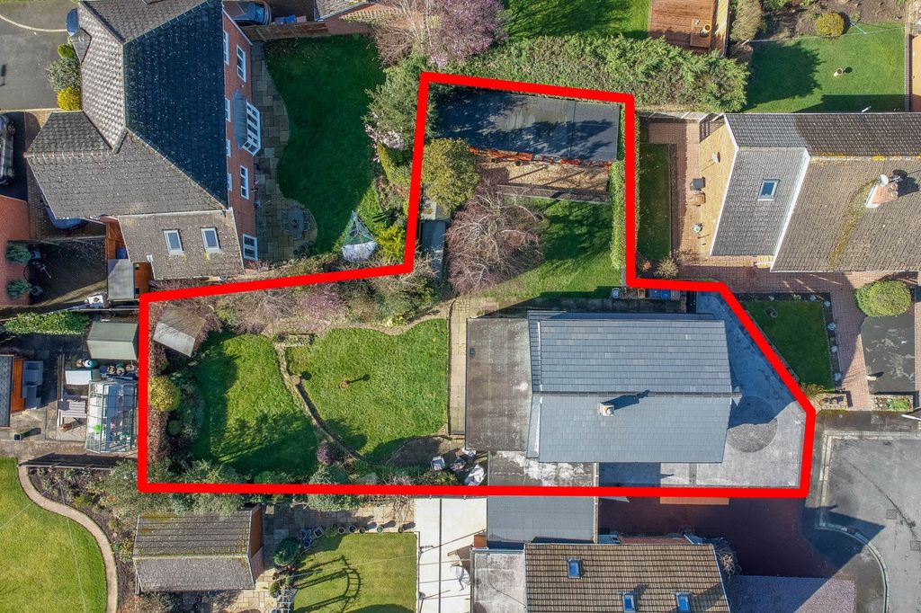 Property photo 2 of 25