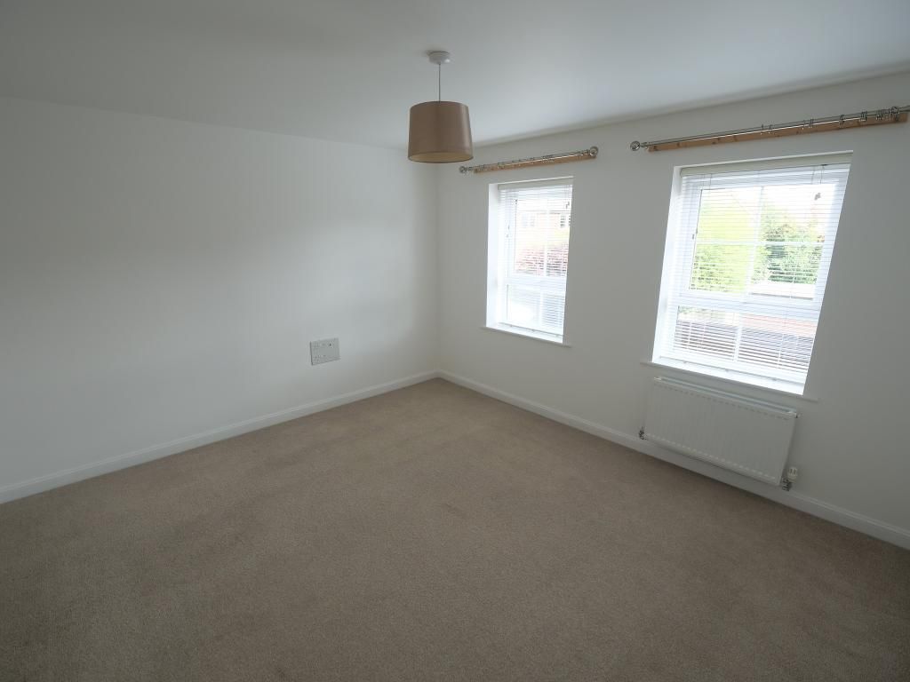 Property photo 2 of 14 Living Room