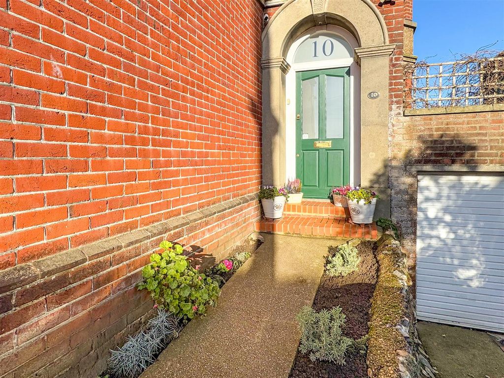 Additional image 32 of 6 bed semi-detached house for saleEast Ham Road, Littlehampton BN17