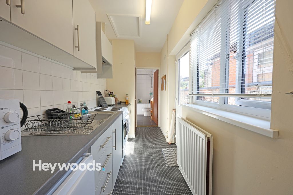 Property photo 3 of 26 0F1A3986