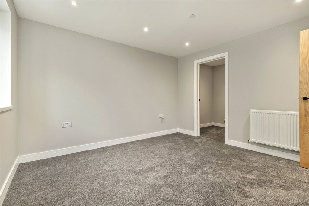 Additional image 27 of 3 bed detached house for saleSilver Drift, Beach Hill, Milford Haven, Pembrokeshire SA73