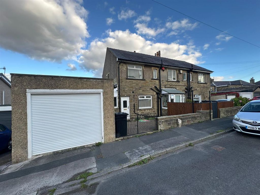 Property photo 1 of 18 Front 2.Jpg