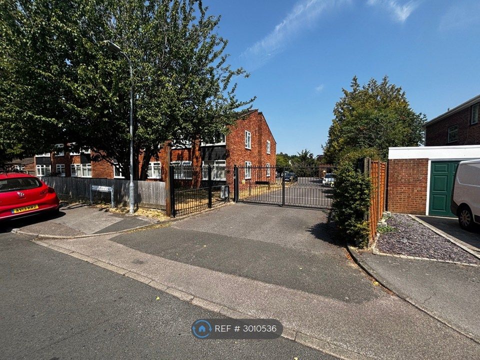Property photo 1 of 14 Douglas Court