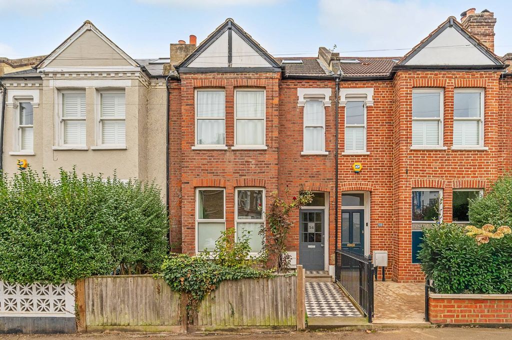 Property photo 1 of 16