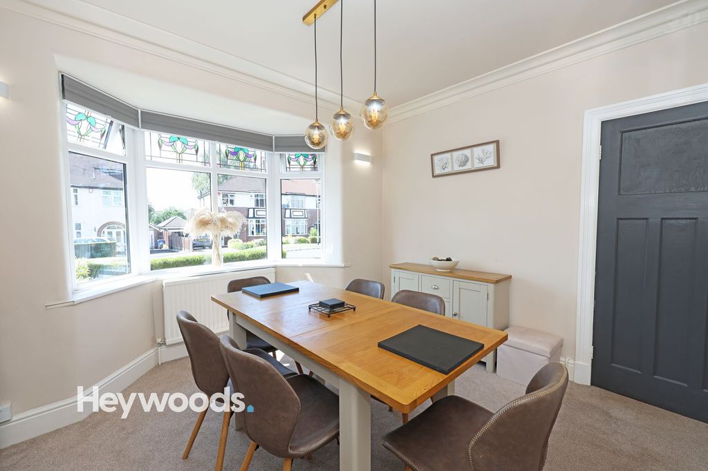 Property photo 3 of 47