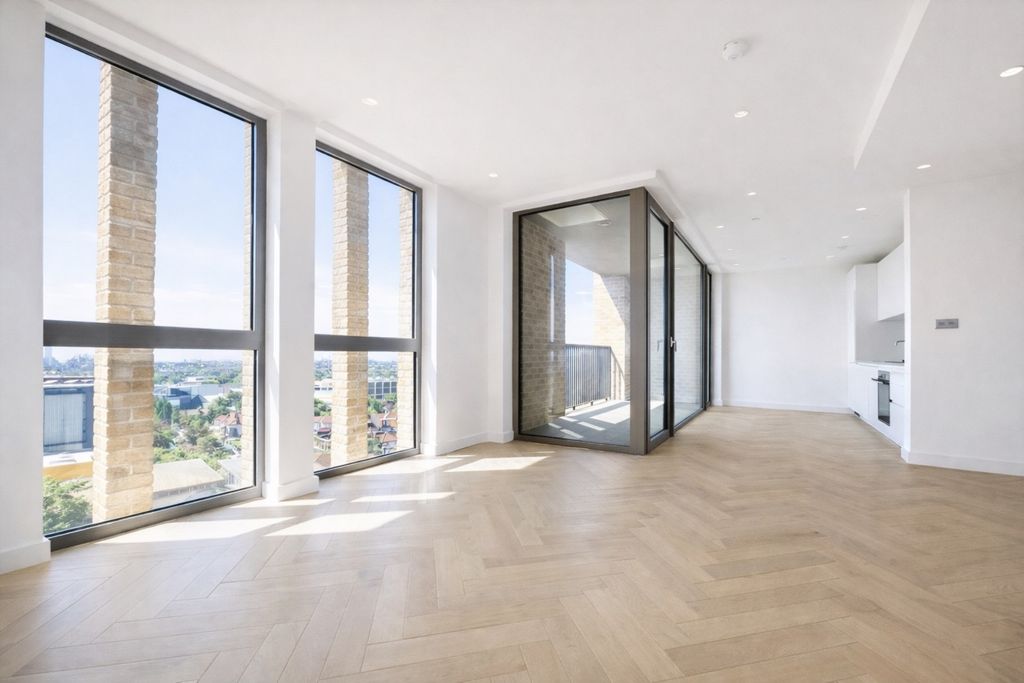 Property photo 1 of 14 Photo 2