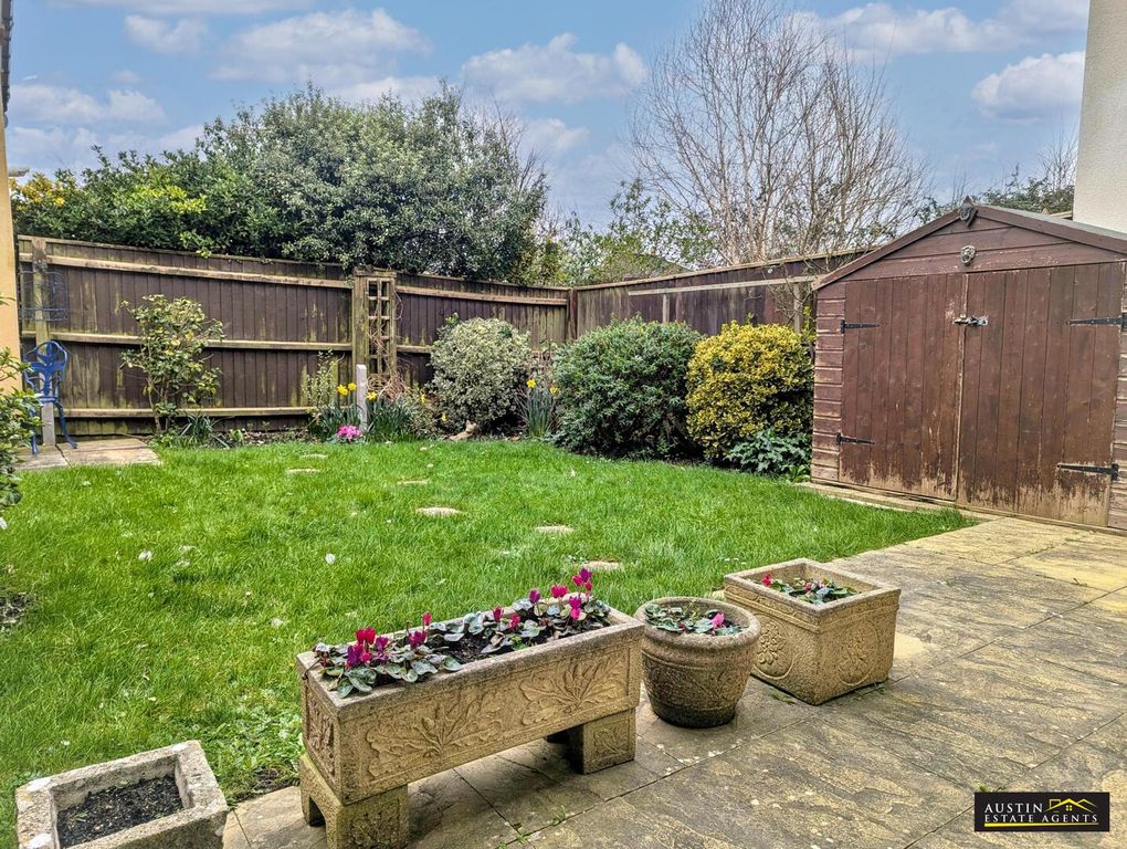 Property photo 2 of 12 Rear Garden