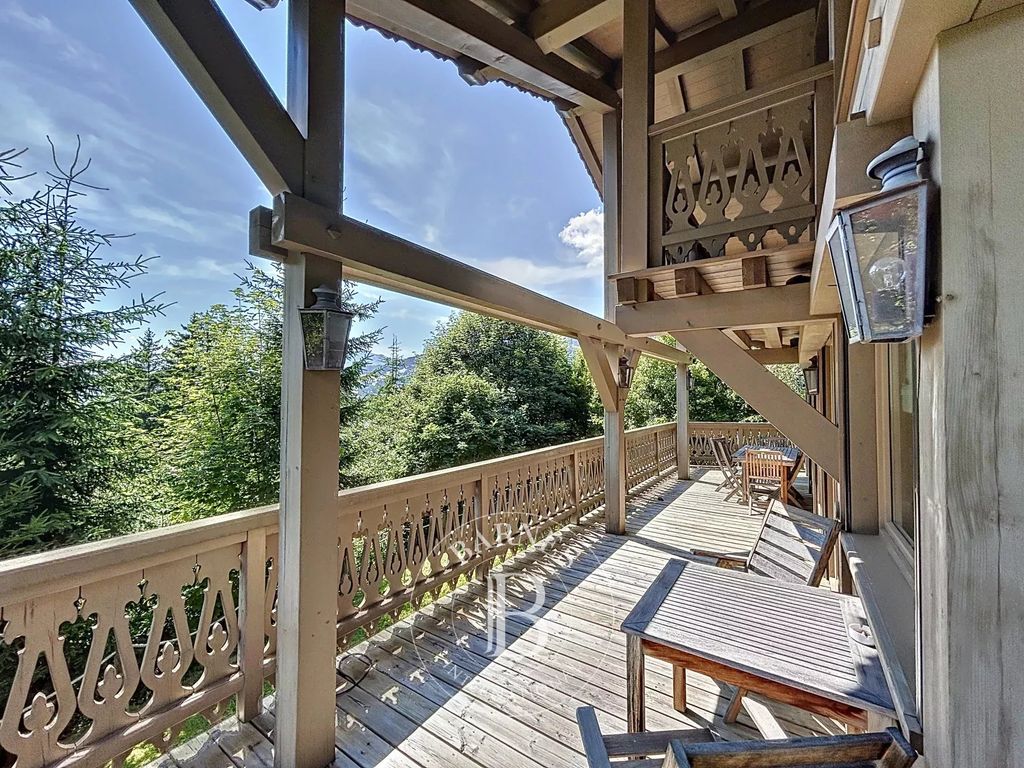 Property photo 2 of 44