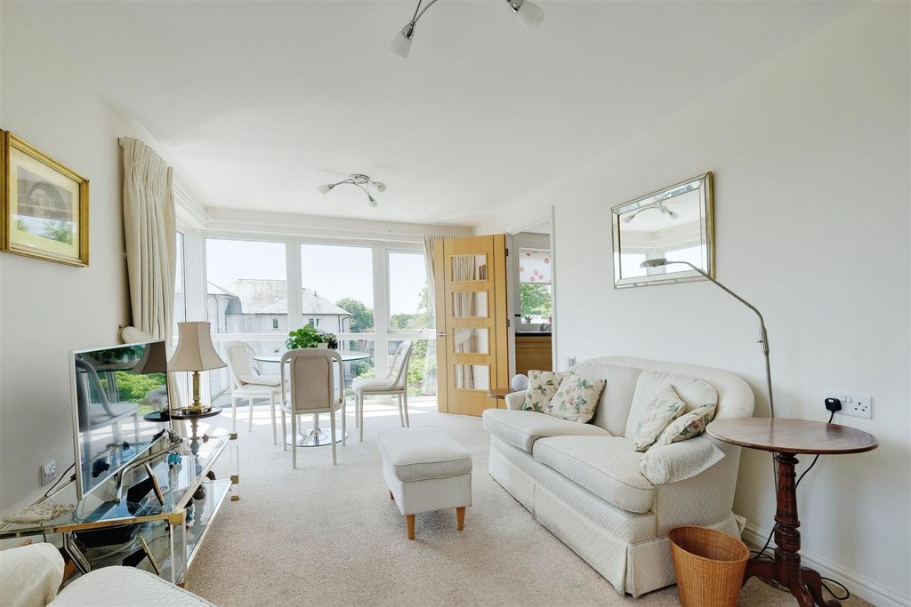 Property photo 3 of 22 8765854F-A503-ee11-8F6E-6045Bdd2c3B2.Jpg
