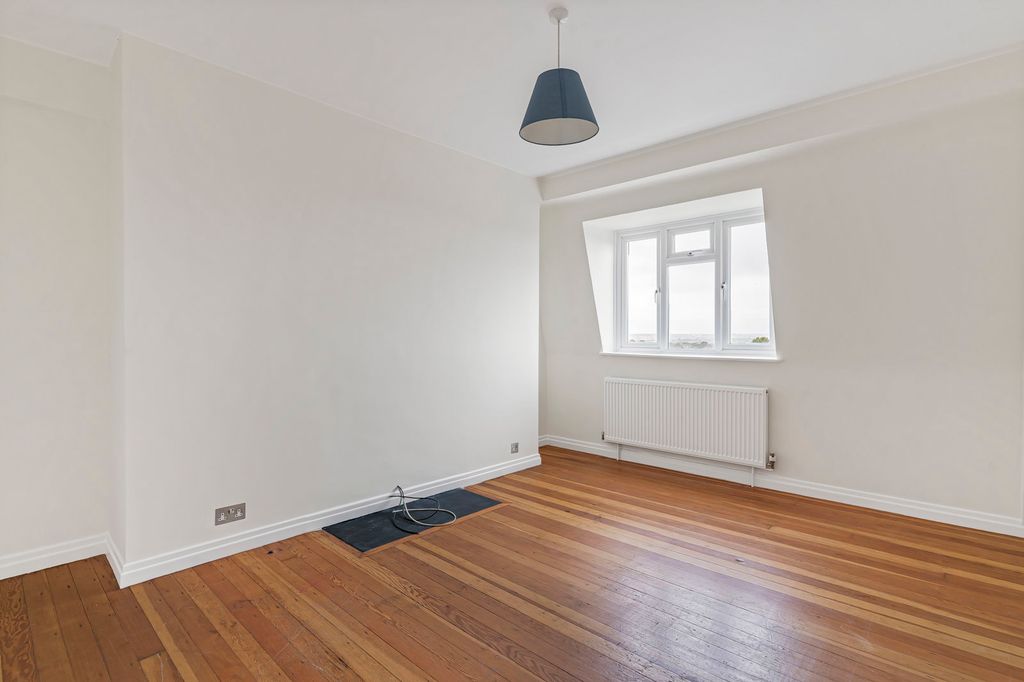 Property photo 2 of 9 Reception Room