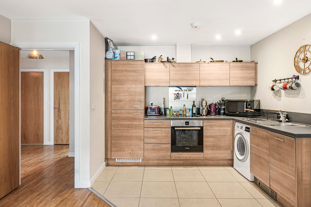 Property photo 2 of 15 Kitchen