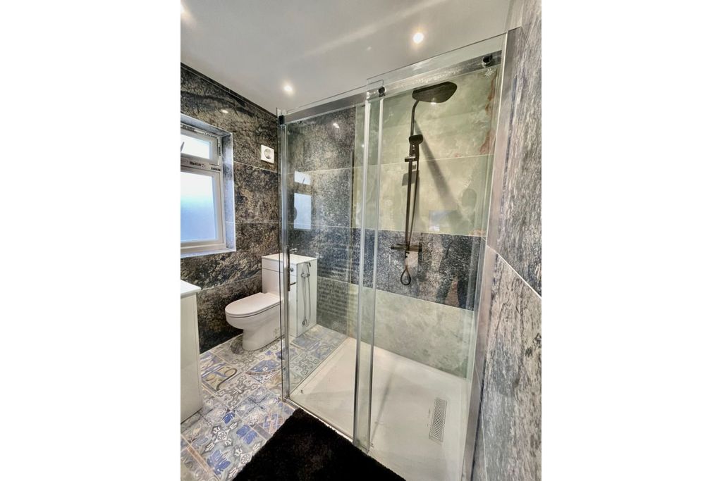 Additional image 21 of 6 bed end terrace house for saleWhitton Avenue West, Greenford UB6
