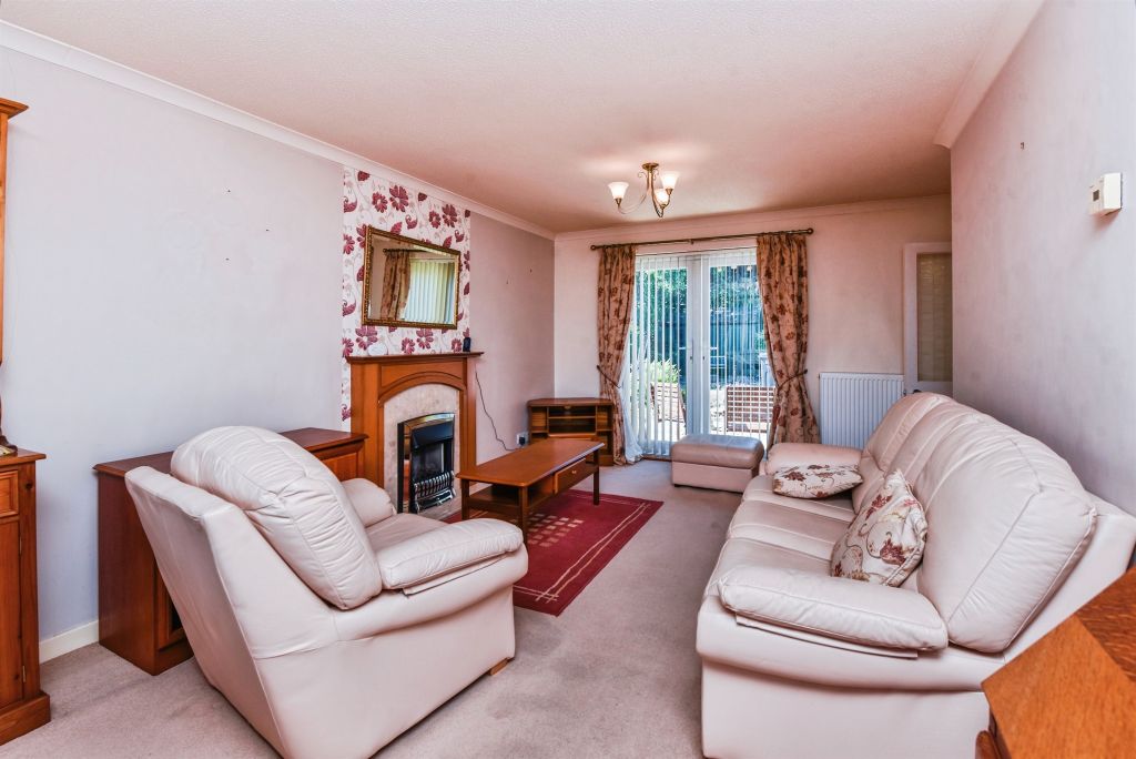 Property photo 3 of 18