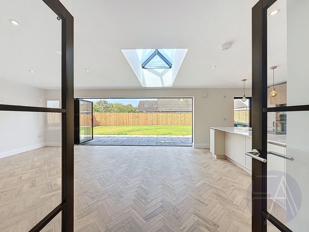 Property photo 3 of 30 4427104