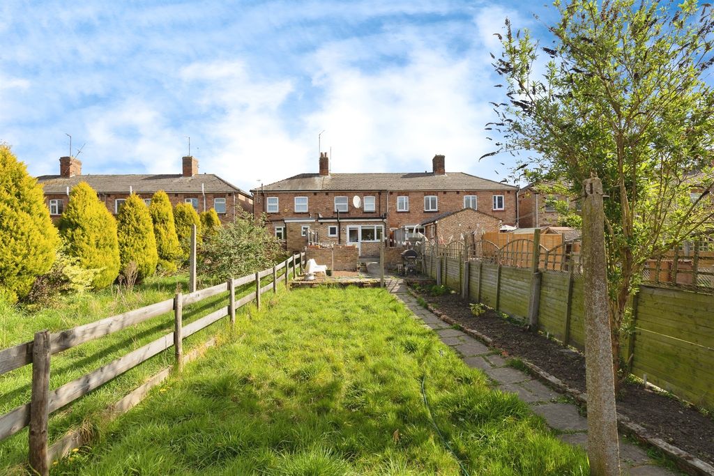 Property photo 2 of 14