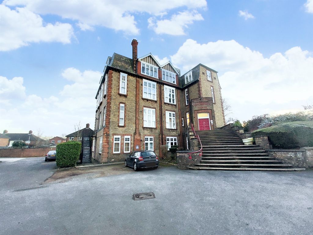 Property photo 1 of 19