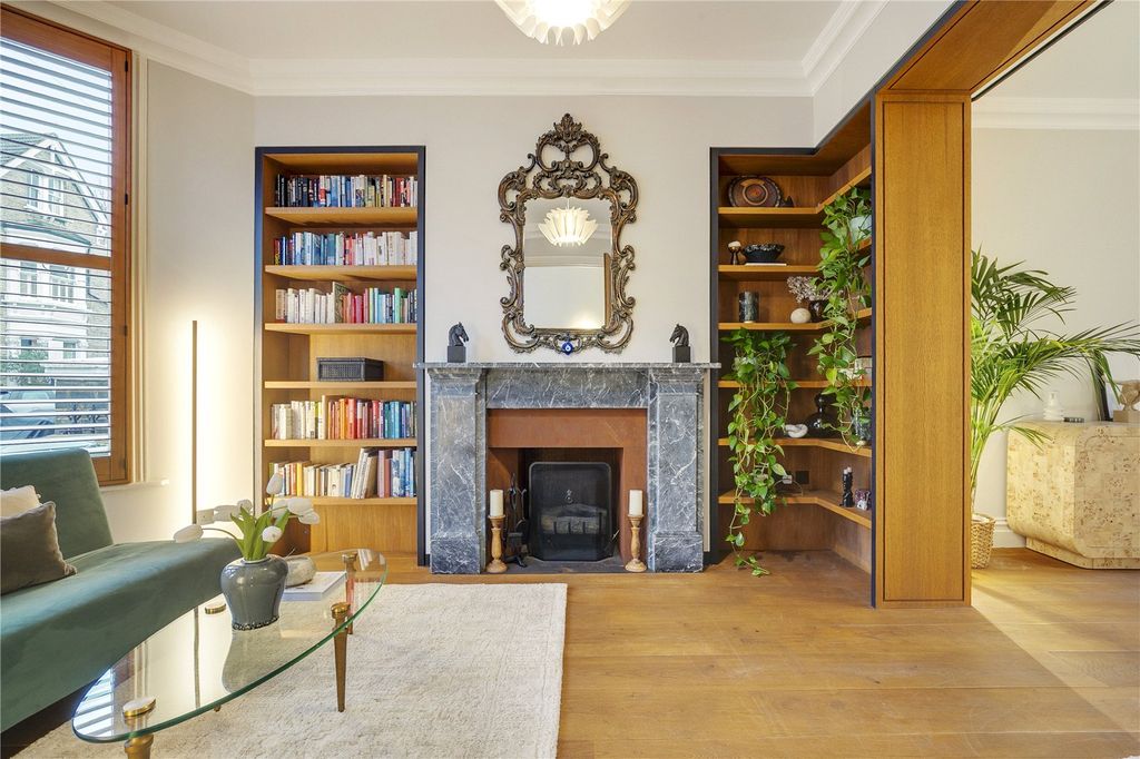 Property photo 3 of 18 Reception Room