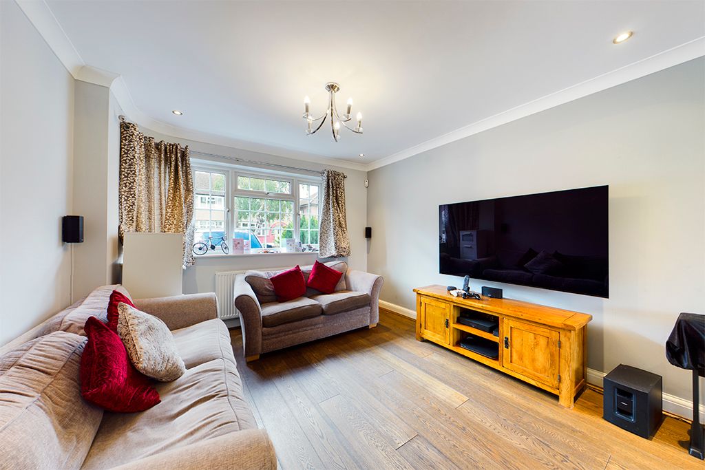 Property photo 2 of 21 Reception