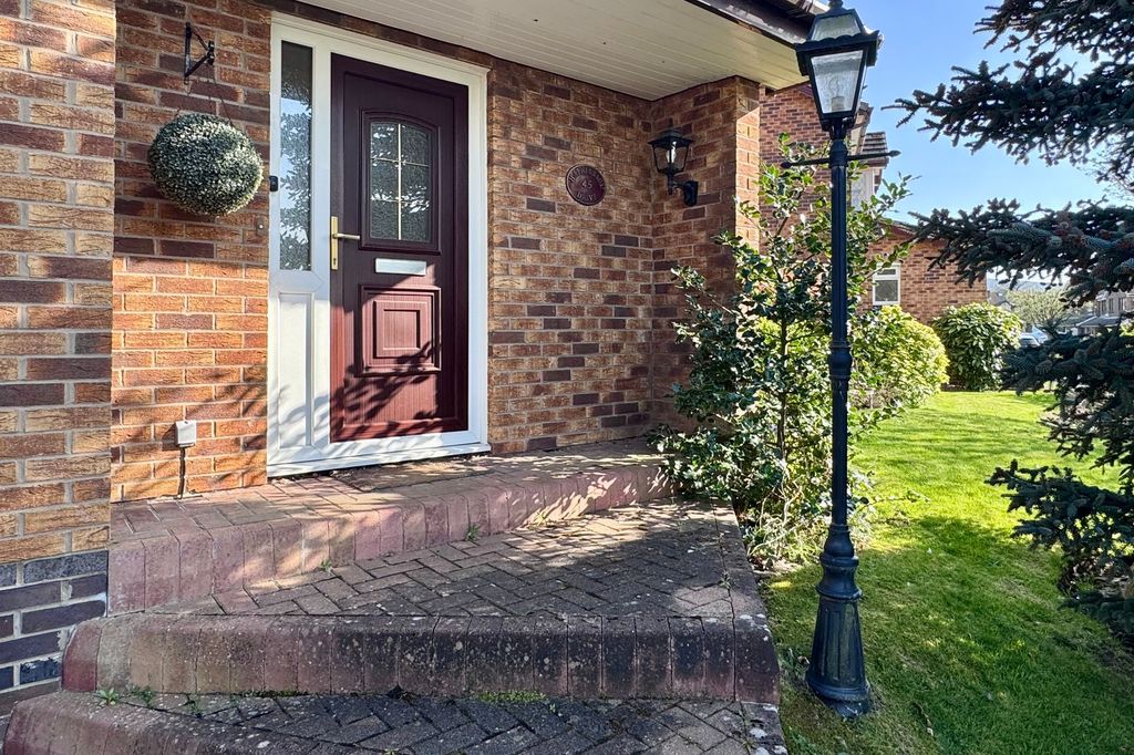 Additional image 28 of 4 bed detached house for saleHathersage Drive, Glossop SK13