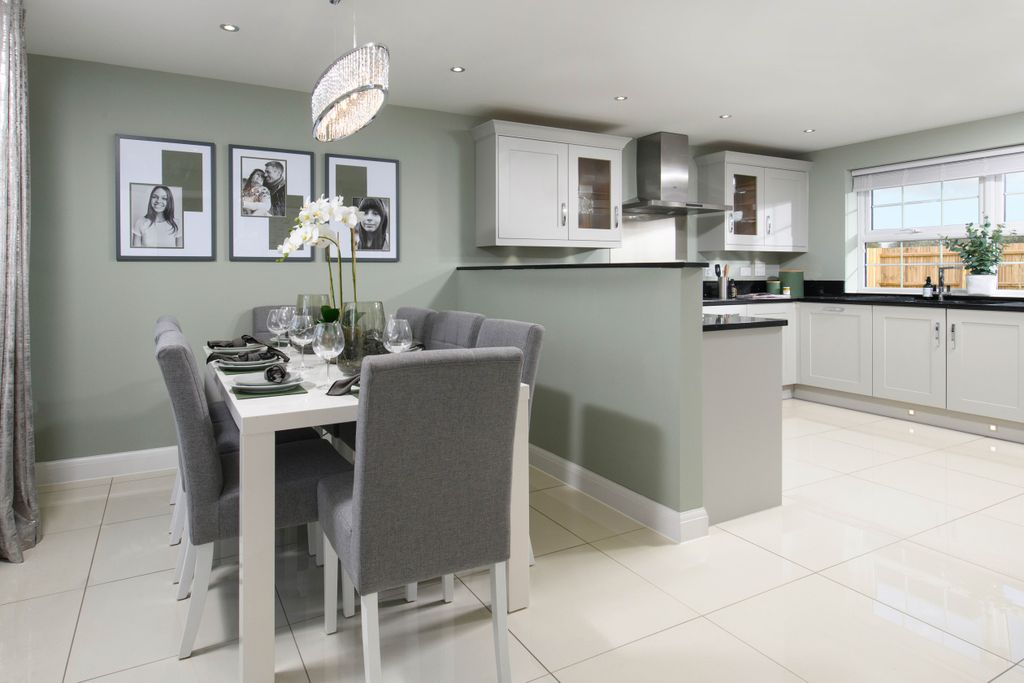 Property photo 1 of 9 Avondale Dining Room Woodland Heath Dwh