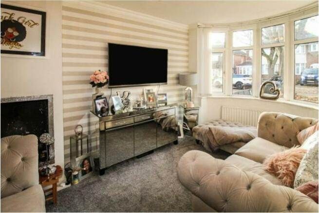 Property photo 2 of 18