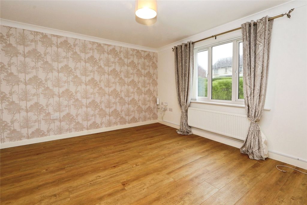 Property photo 3 of 17 Picture No. 15