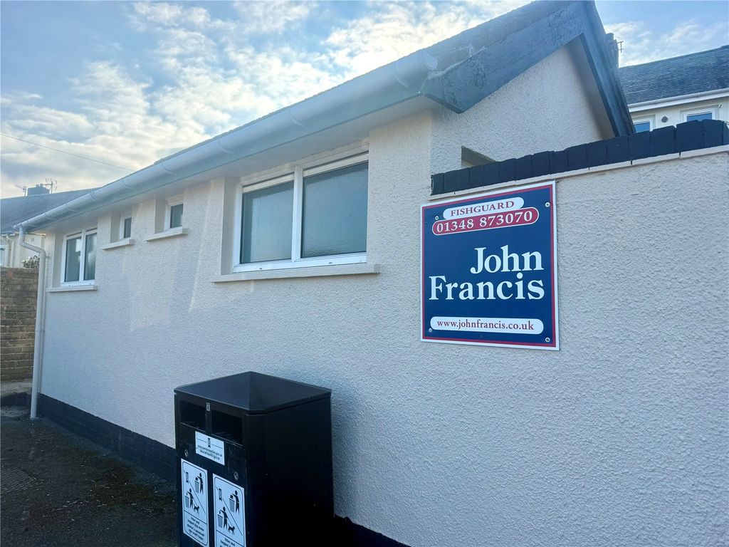 Property photo 1 of 7 Picture No. 08