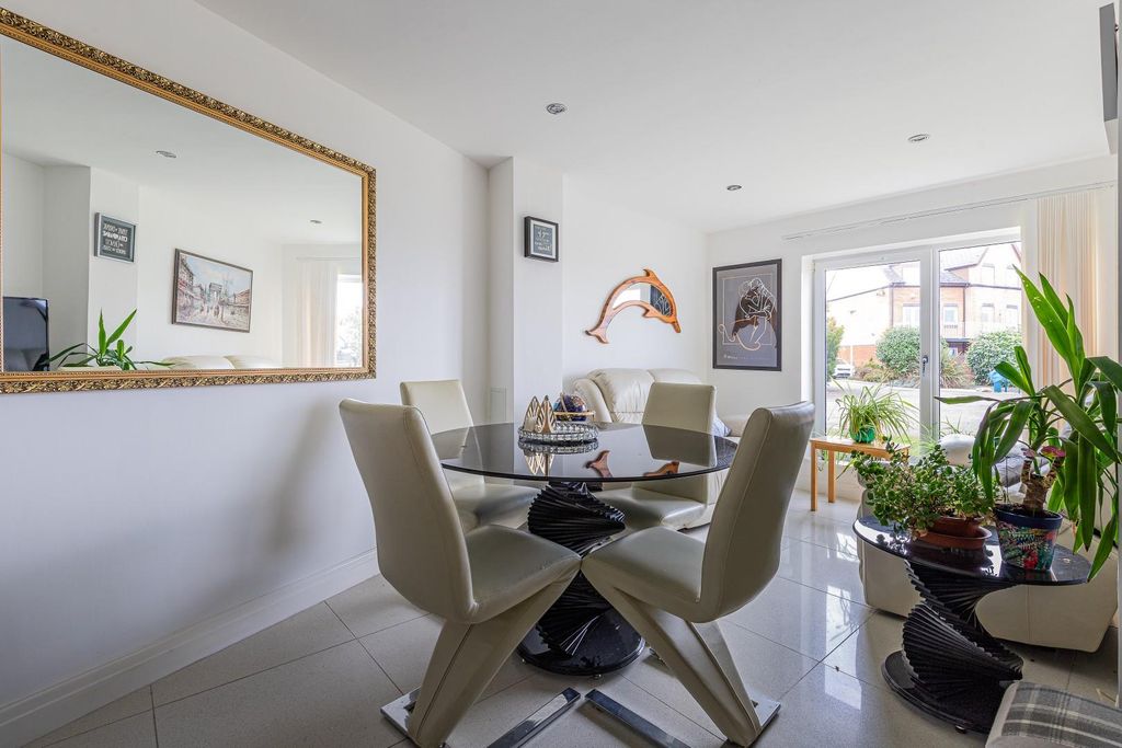 Property photo 3 of 35 53-28.Jpg